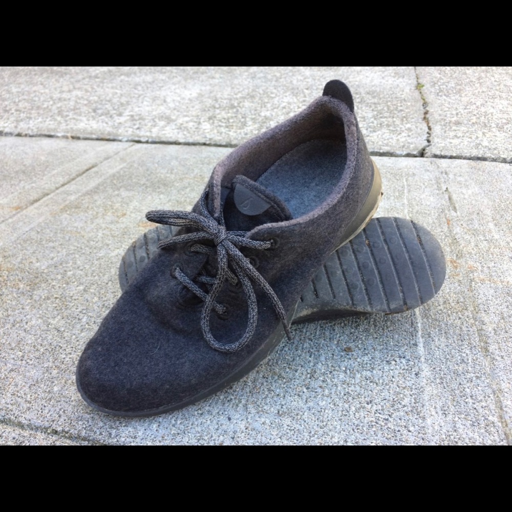 Allbirds wool runners size 8